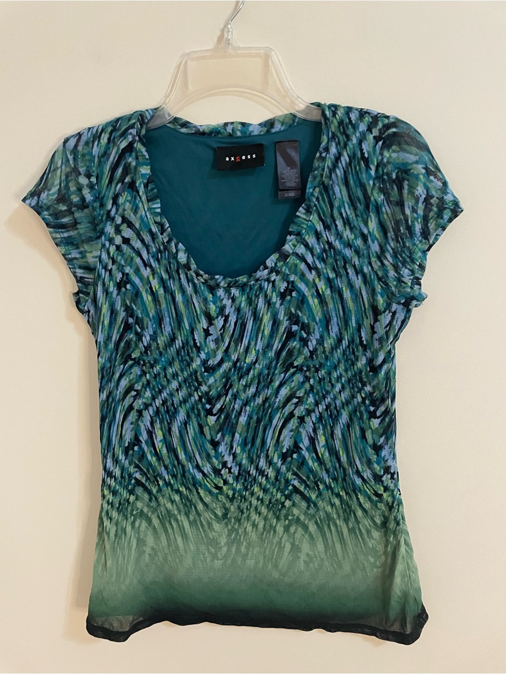 AXCESS Green Multi-Print Short Sleeve Scoop Neck Top Juniors Size M